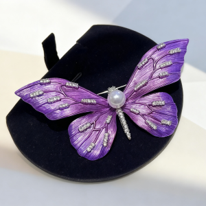 Purple Butterfly Brooch with Akoya Pearl – Rebirth & Freedom