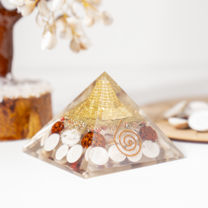 Orgone Gomati Chakra Pyramids Gemstone Crystal Points Feng Shui Carved Eco-Friendly for Meditation Healing Home